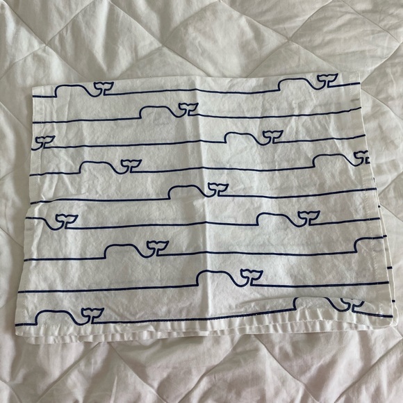 Set of 2 Vineyard Vines Tea Towels - Picture 2 of 5